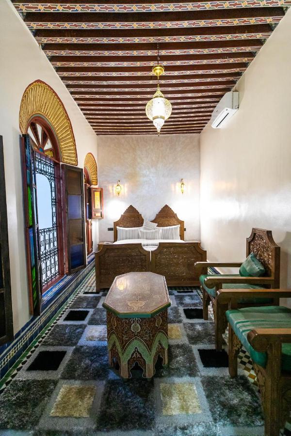 Dar El Ouedghiri Hotel Fes Exterior photo